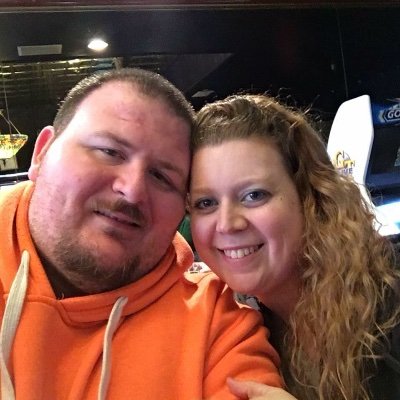 AlysiaBeers's profile picture. Married with 2 beautiful daughters