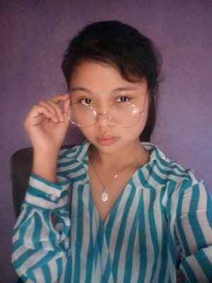 r_arienda's profile picture. none of your business