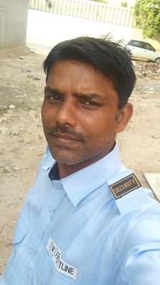 Kuldeep60428575's profile picture. बड़प्पन वह गुण हैं, जो पद से नहीं संस्कारों से प्राप्त होता है।