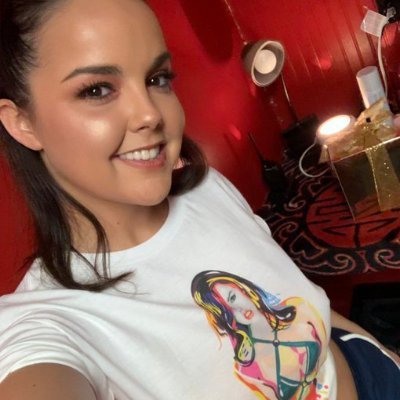 Florencejane17's profile picture. I'm a hairstylist