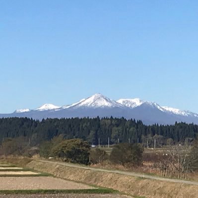 山岳無線ネットワークで安全登山を目標に、山で無線をやってる方、これから始めてみたい方などのたまり場YAMAPコミュニティ「山と無線」を開設。無線に興味のある方、アマ、フリラー問わずYAMAPメンバーならどなたでも、これから山で無線を始めたい方からの質問などでもOKです。参加お待ちしております。 仕事は1級建築士。