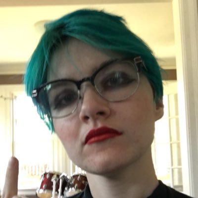 vampireatlarge's profile picture. gay as all heck, chaotic evil femboy