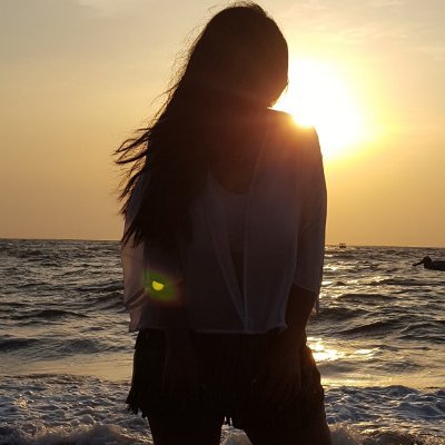 i_stand_w_isr's profile picture. 