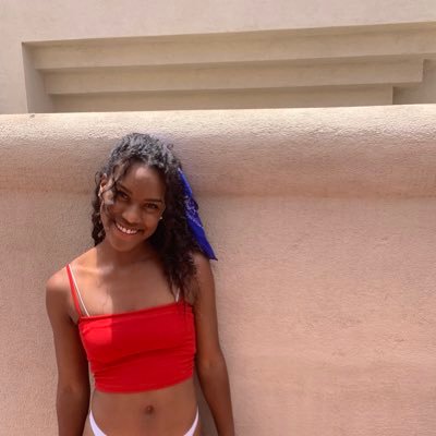 kristenhamlin_'s profile picture. 