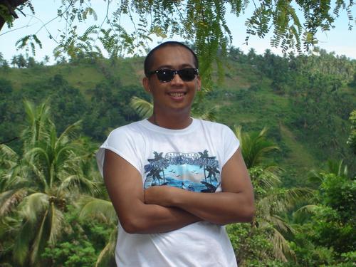 poyanpay's profile picture. Avid Fan of YC and Hackers....