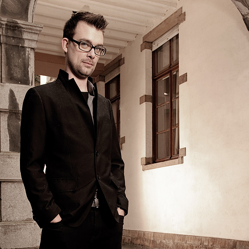 johncfraser's profile picture. Singer/songwriter and music lover. Have a listen to my new project Please Be Frank on http://t.co/6BPXg0wZij