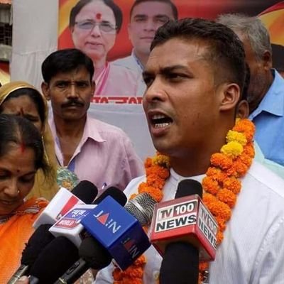 समाज के लिये मैं सदैव तत्पर हूँ और समर्पित भी
