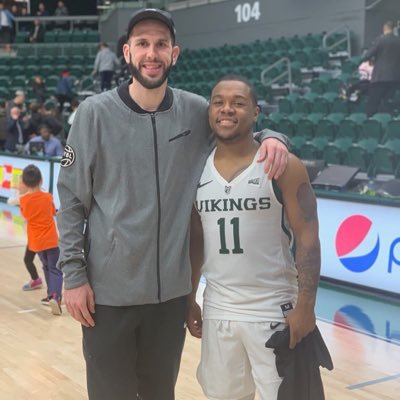 📍Portland ➡️ ATL. UO alum 🦆 Husband. GirlDad. Reach Back to Pay It Forward 🤝 Skill Development Coach at OTE 🏀 #StrickCity
