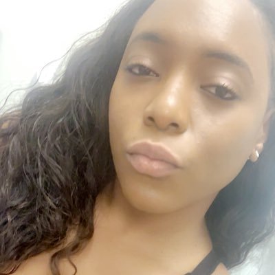 NiaNyLyn's profile picture. im me