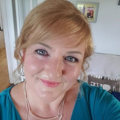 SharonHiggins_'s profile picture. 