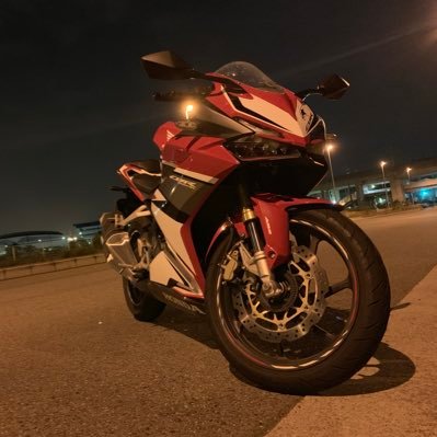 tyikirisame's profile picture. IT関係のお仕事してます。 お酒そこそこ好きです。 料理は勉強中。 とりあえず整理整頓は心掛けようと思ってます。 6/22 CBR250RR納車 とりあえずツーリング仲間は募集中