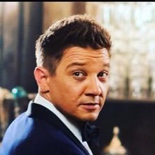 Jeremy Renner に夢中 On Twitter ブラント君役のジェレミーに興味を