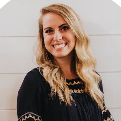 educator, mom, artist, reader, latte enthusiast 📍midwest