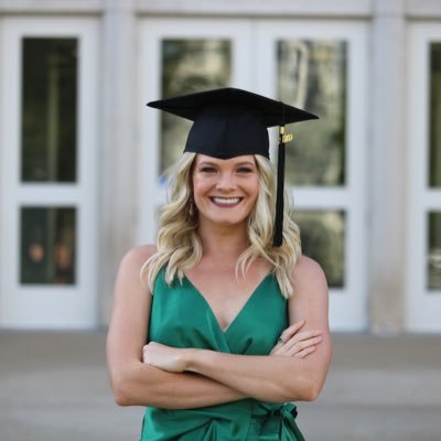 _emilyivory's profile picture. 