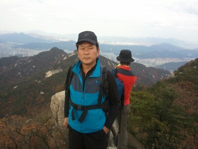 land6228's profile picture. 세상을 놀이동산처럼 꿈과 낭만이 가득찬 공간으로 꾸미고픈... 또 그방법을 알고픈...