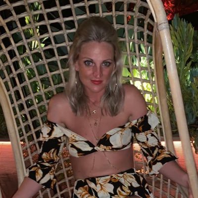 xJerix's profile picture. i like to laugh so make me.....