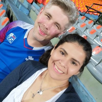 puntodeturron's profile picture. Jodida y radiante @xmenamok