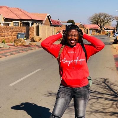 uSis_we_smile's profile picture. A state of mind that sees God in everything.