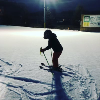 Jaegs172's profile picture. Working to find time on the snow.