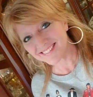 27th yr Tx teacher, wife, mom of twins, blended family bonus mom, believer, dog/cat mom, football fan, 80's music girl, 1st time Grammy, autism mom, 🎵 teacher