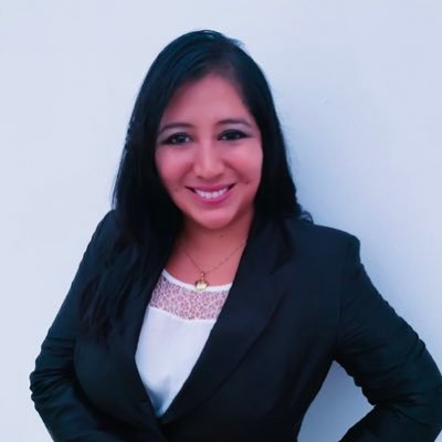 Yanet_VS's profile picture. Abogada, especialidades: Sistema Electoral, Gestion Publica, DDHH amo la politica, disfruto del mundo, valoro mi 🕛 y me fascina 🛫😀