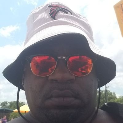 Tr2376T's profile picture. I only fuk wit a few,
It's rated a.g.