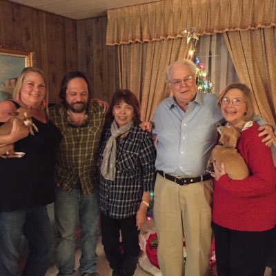 Conservative, loves Jesus, full time Rv’er 13yrs, wife of John Beale a VN combat veteran, CPO, BC JESUS LIVES I’m ALIVE in him. John does all msgs on Twitter.