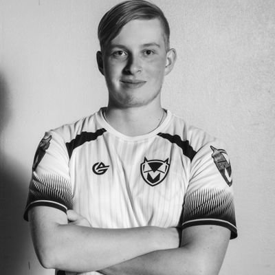 Retired from competitive games for while
Twitch: https://t.co/ZchX9nxFvS