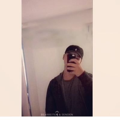 Gianni 🇵🇱 23 MSV 💙🦓 VWL 👨🏻🎓 #GoBigLeague OG https://t.co/mPAmFLbhBJ https://t.co/FF5skMufsF