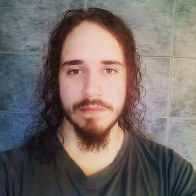 lechu13playa's profile picture. Vegano 🍃 Gamer 🎮  portero de fútbol sala ⚽ y, a lo mejor, un poco rojeras. ❤💛💜