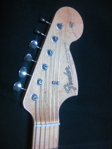 EZRAFORD's profile picture. ギター弾きます。