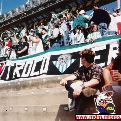 Supporters Gol Sur 1986.
Andalucistas, AntiFascistas y AntiMachistas.

¡RECUPEREMOS EL GOL SUR!