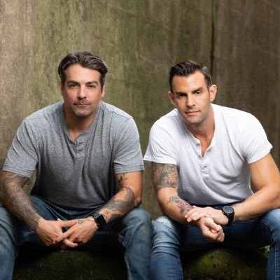 The official account of The Cousins, @CarrinoAnthony & @ColaneriJohn. Bookings: Brian Samuels || evolution (323) 736-1194 brian@emmllc.com