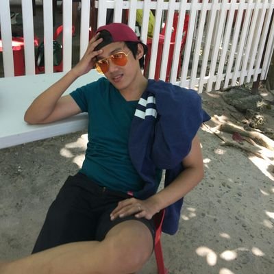 jovitharvey's profile picture. Pretending to be smiling since 1991.
