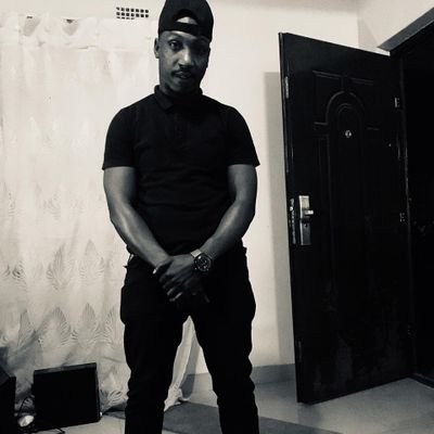 Stux_Mmelesi's profile picture. Winning.
Follow @MadimoFC @BandlengBrands
#Arsenal #Barcelona