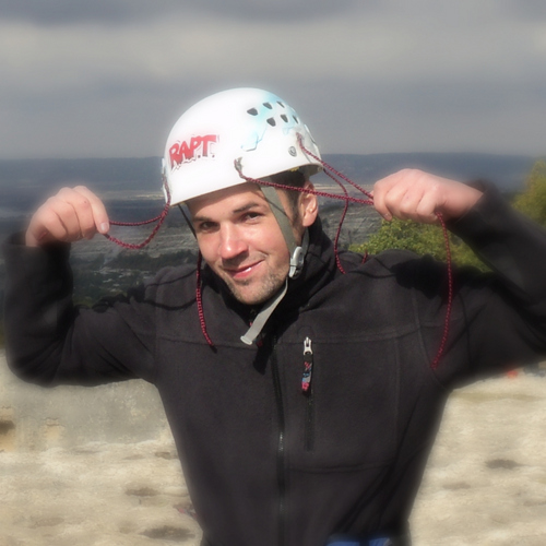 zandezu's profile picture. Последнее время жду провала эксперимента с запуском Большого адронного коллайдера, и наступление пост апокалиптической эры нашего человечества...