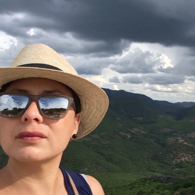 Daniela35740111's profile picture. 