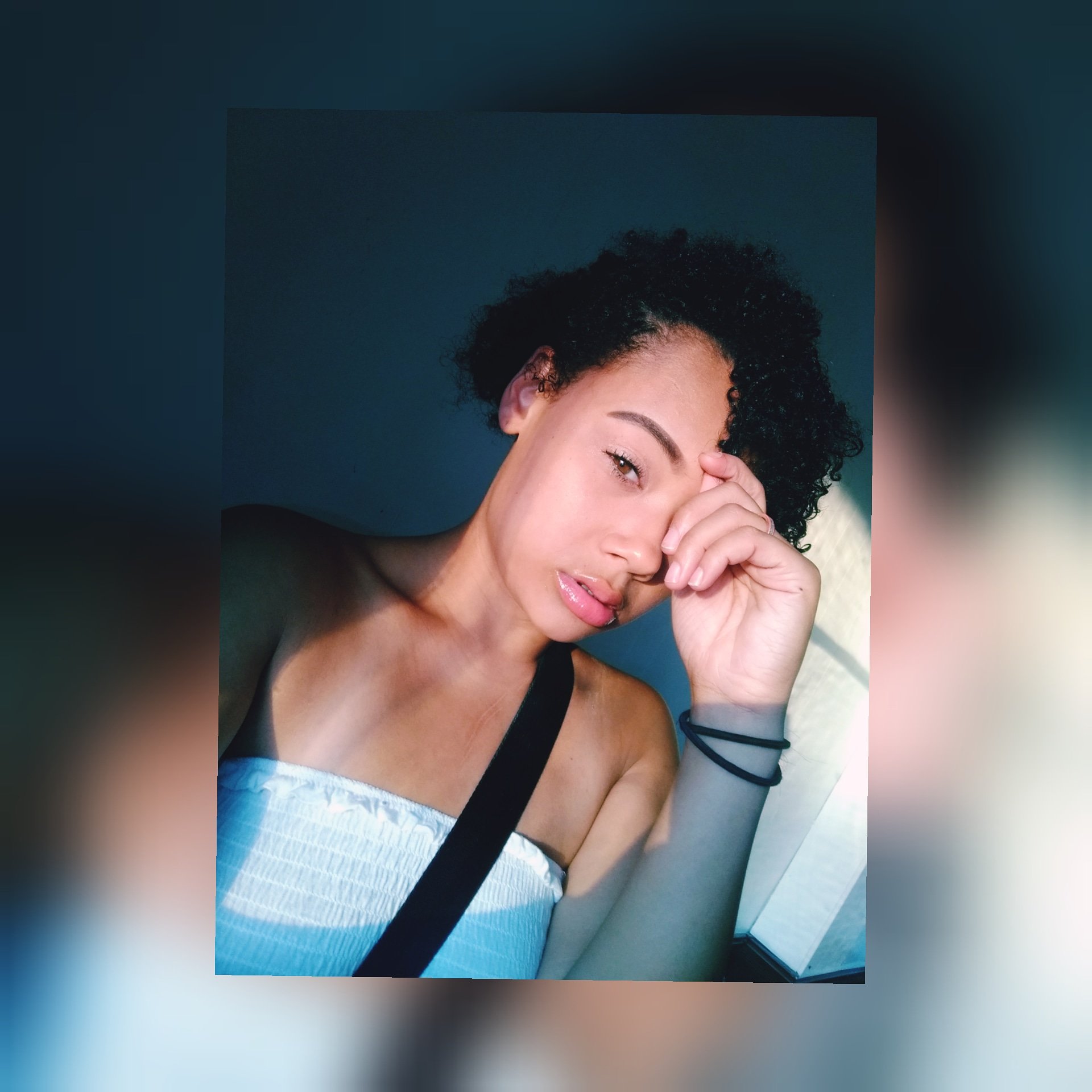 Fashion model🤸
Blogger🤣💅
#19 |Teen Mommy❤️