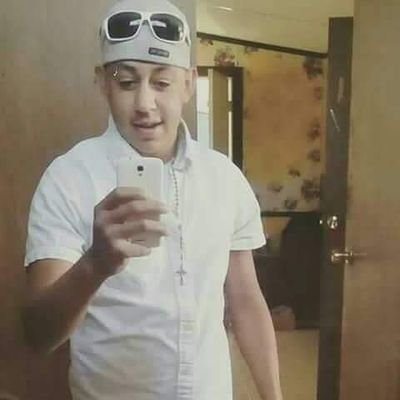cumple tus sueños y metas que kieras realizar y sonrrie  ala vida
