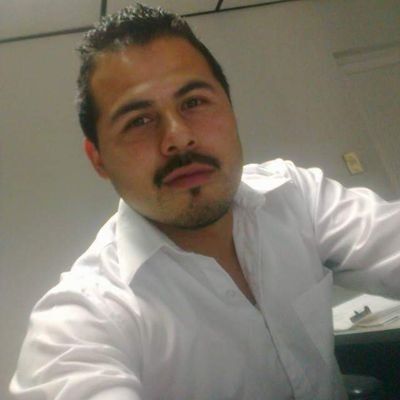 De Derecha, Conservador, Libertario.
El cambio lo generamos todos.