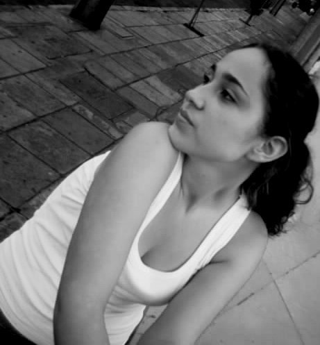 Pedagoga.Pós-Graduada em ADM:Abrangência em Gestão d/ Pessoas.Professora de Filosofia, e estudante.