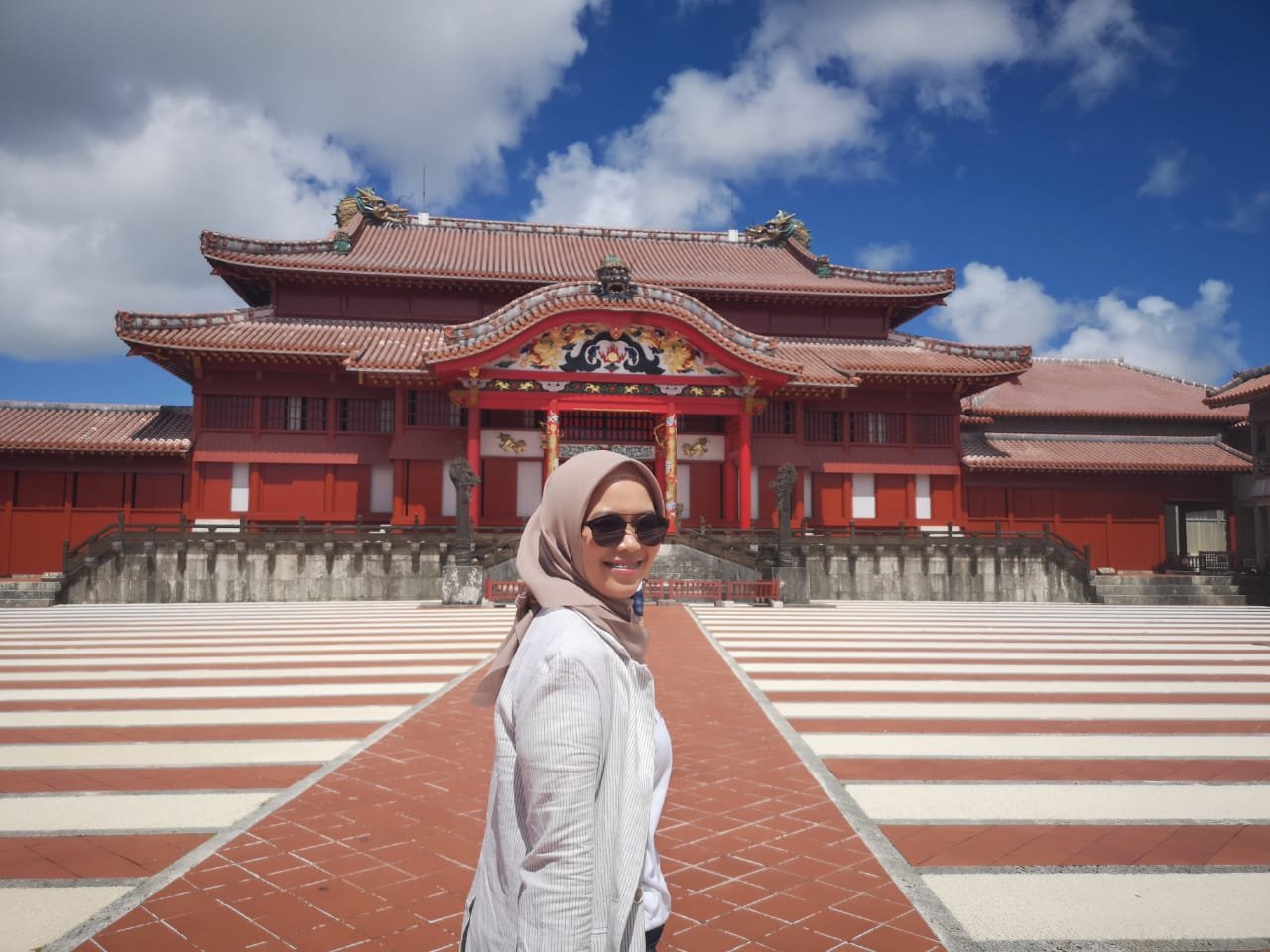 Phytterfly's profile picture. Wanna know?