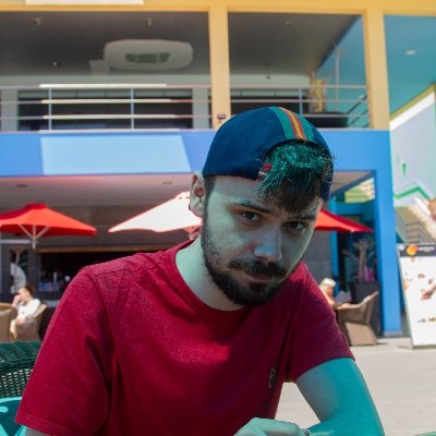 32 y/o • Photographer • Writer • Digital Artist • Paleolibertarian • Gamer • 光復香港 https://t.co/SeV70w05JA… http://