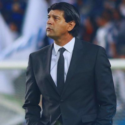 Cuenta oficial de José Saturnino Cardozo Otazú. Ex futbolista profesional y actualmente DT.⚽️ Instagram: pepecardozo.oficial