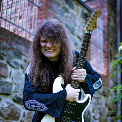 I write music -
Swedish Soloartist, Hardrock, Progrock, Pop Rock, Powermetal -
Music out on all platforms! -

¨8/10 - Sweden Rock Magazine, 2017¨