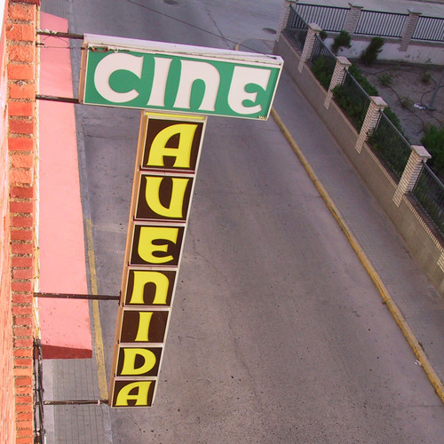 Ofreciendo CINE desde 1942. C/Escuelas, 7 - 47430 Pedrajas de San Esteban (Va)