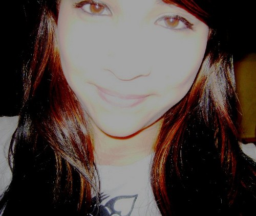 alanaisthedrug's profile picture. Odeio lugares cheios, não sei finjir estar interessada,ficar sozinha é o meu forte, sou bipolar e também um desastre natural e odeio chamar atenção essa sou eu.