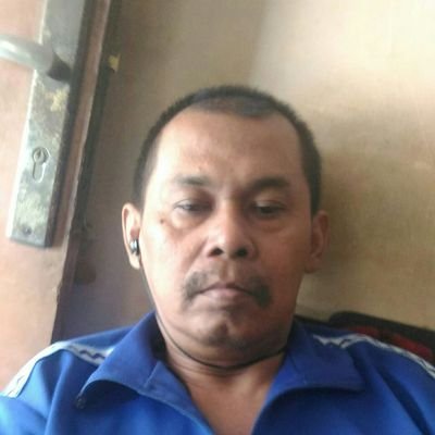 Depo air minum isi ulang