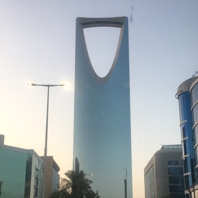 أخصائي