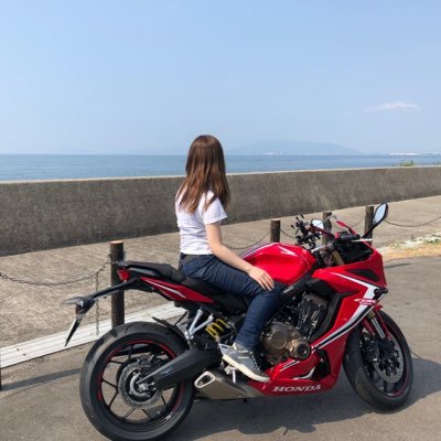 Kawasaki estrella→BMW G310R →HONDA CBR650R 愛媛の人から岡山の人に変身中。旦那さんとゲームとわんこが大好き！日常的なツイートも多いです🥺 旦那さんは隼乗り🏍💨